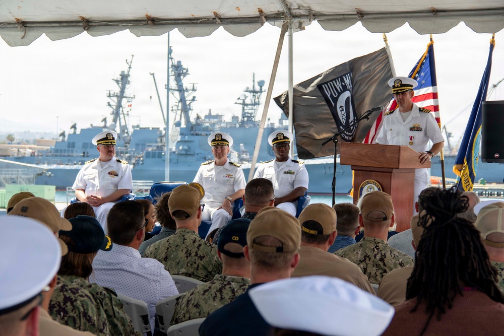 USS Omaha (LCS 12) Holds Change of Command Ceremony