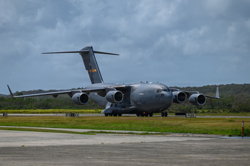 Joint Base Charleston C-17 lands in Puerto Rico in support of Venezuela