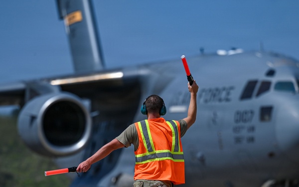 Joint Base Charleston C-17 lands in Puerto Rico in support of Venezuela