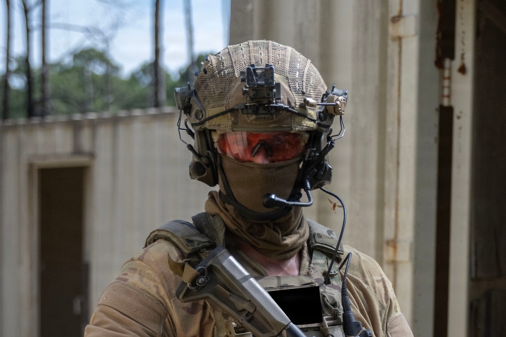 U.S., Czech Republic SOF participate in EW Spiral