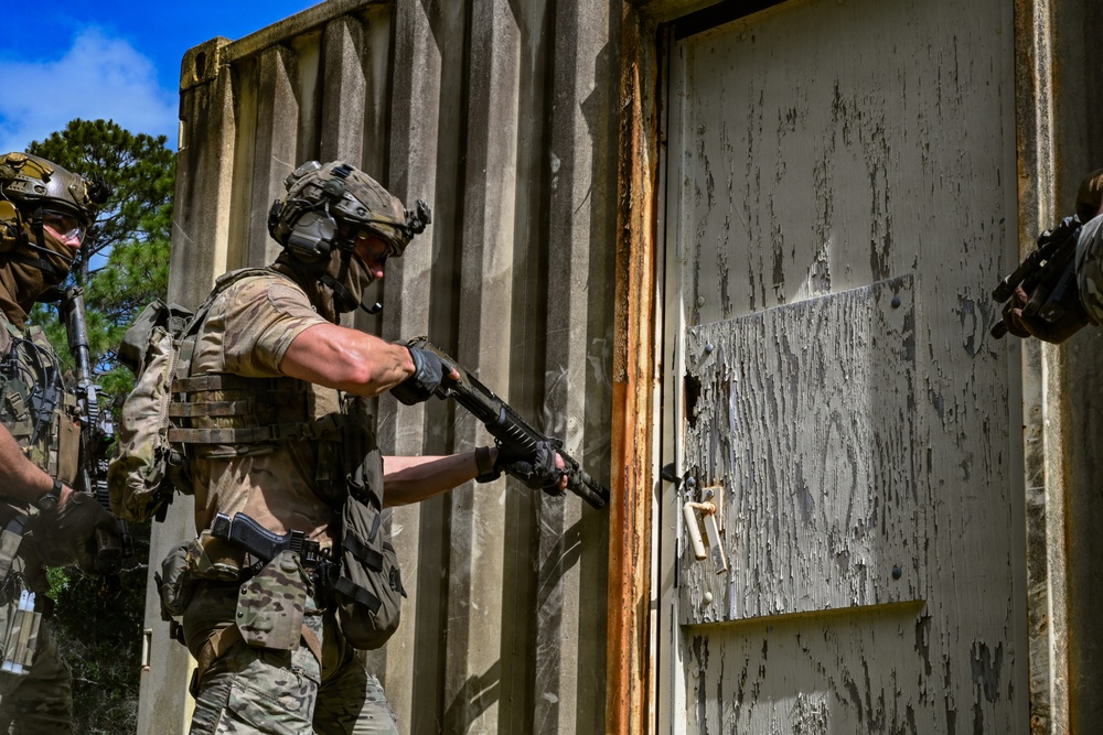 U.S., Czech Republic SOF participate in EW Spiral