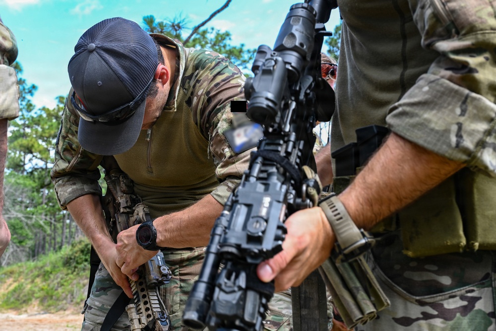 U.S., Czech Republic SOF participate in EW Spiral
