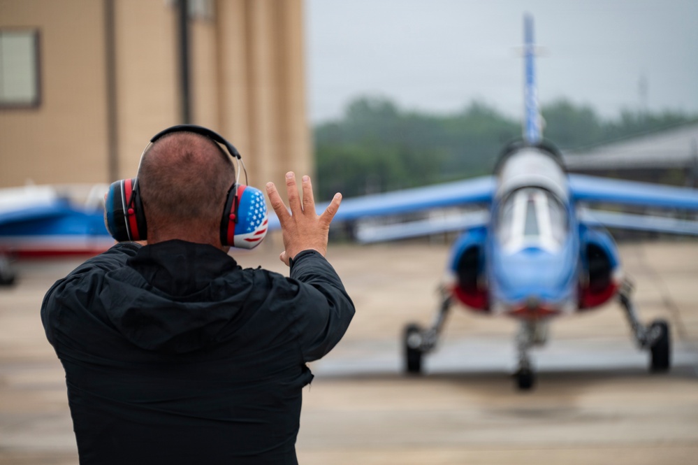 Patrouille de France pilots team up with FIFA 2026 hosts at Joint Base Andrews