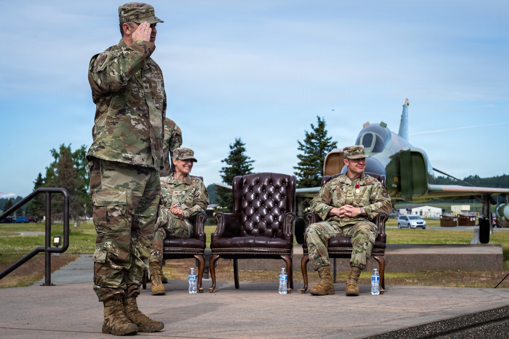 673d CEG hosts change of command