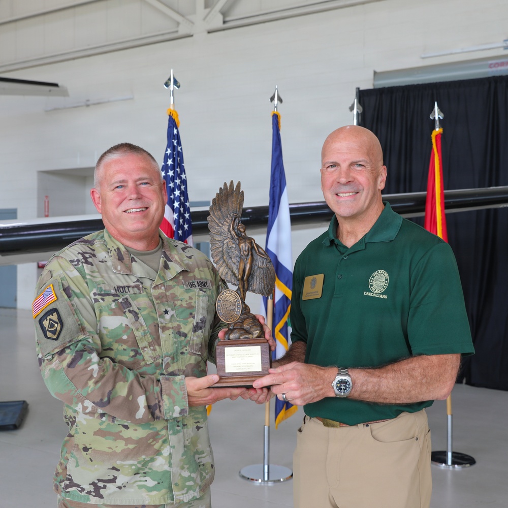 Army National Guard's FWAATS wins national aviation flight safety award