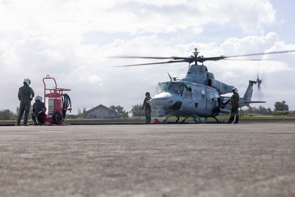 VMM-164 (Rein.), VMM-363 conduct joint air assault during RIMPAC