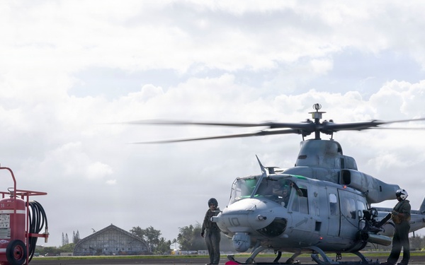 VMM-164 (Rein.), VMM-363 conduct joint air assault during RIMPAC