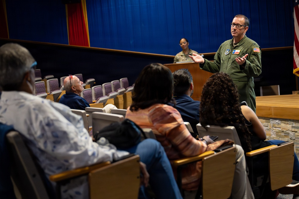 433rd Airlift Wing Connects with Community During C-5M Civic Leader Flight