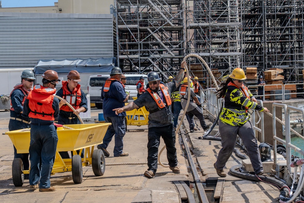 USS Illinois successfully undocks at Pearl Harbor Naval Shipyard