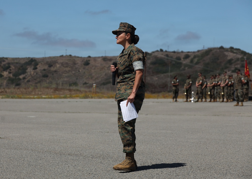 1st Radio Battalion hosts change of command ceremony