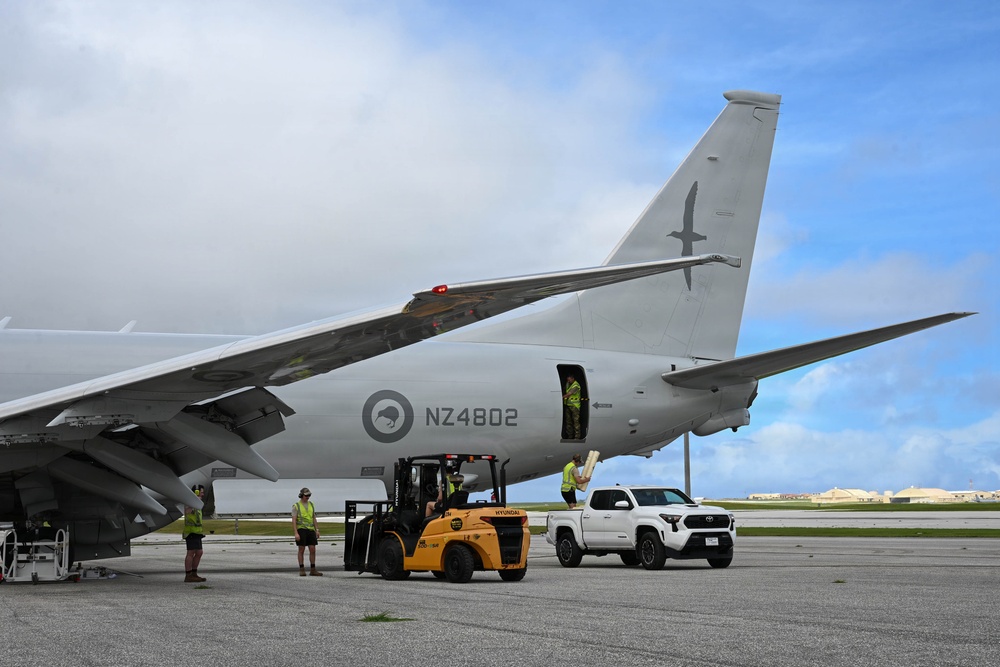 RNZAF ground crew conducts P-8A Poseidon maintenance during VALIANT SHIELD 2026