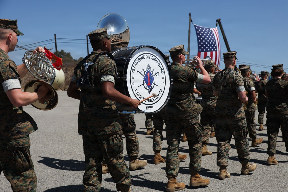 1st Radio Battalion hosts change of command ceremony