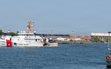 U.S. Coast Guard Dive Team Conducts Underwater Security Sweep for Sail 250