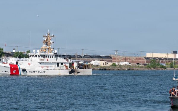 U.S. Coast Guard Dive Team Conducts Underwater Security Sweep for Sail 250