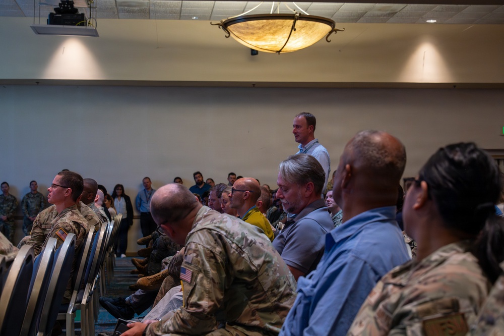 Col. Horne Hosts SLD 30 All Call