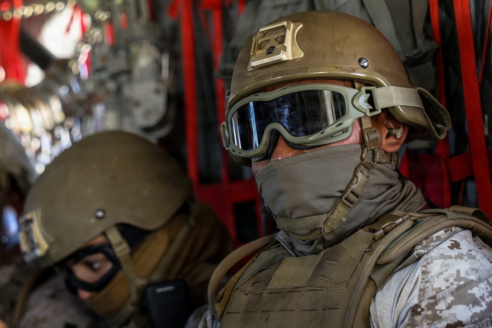 Support from above: JTF-SB Marines, Soldiers conduct HST training