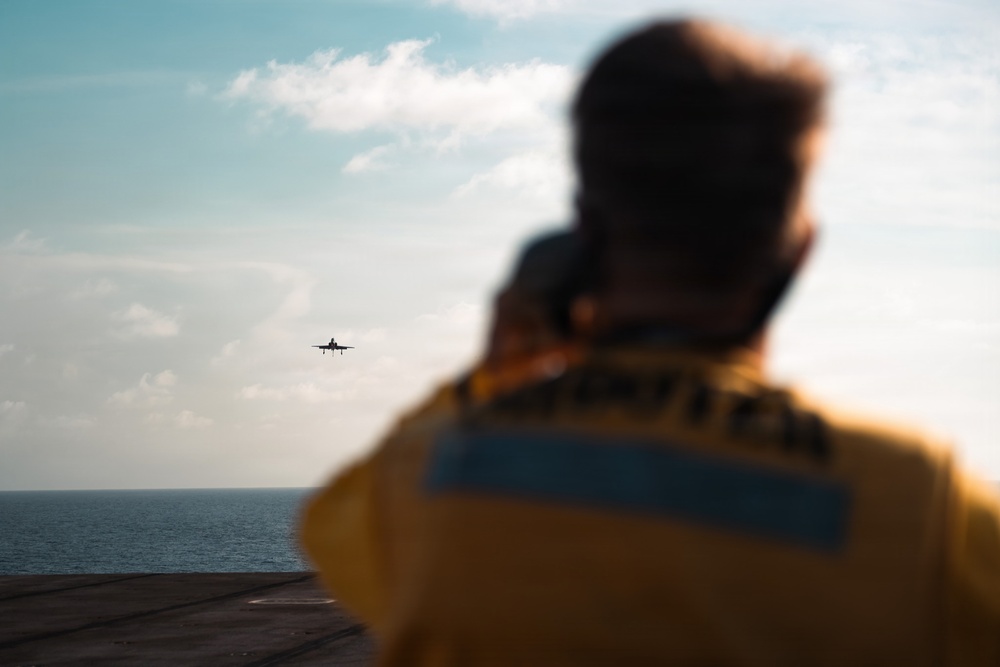 IKE conducts carrier qualifications with CNATRA