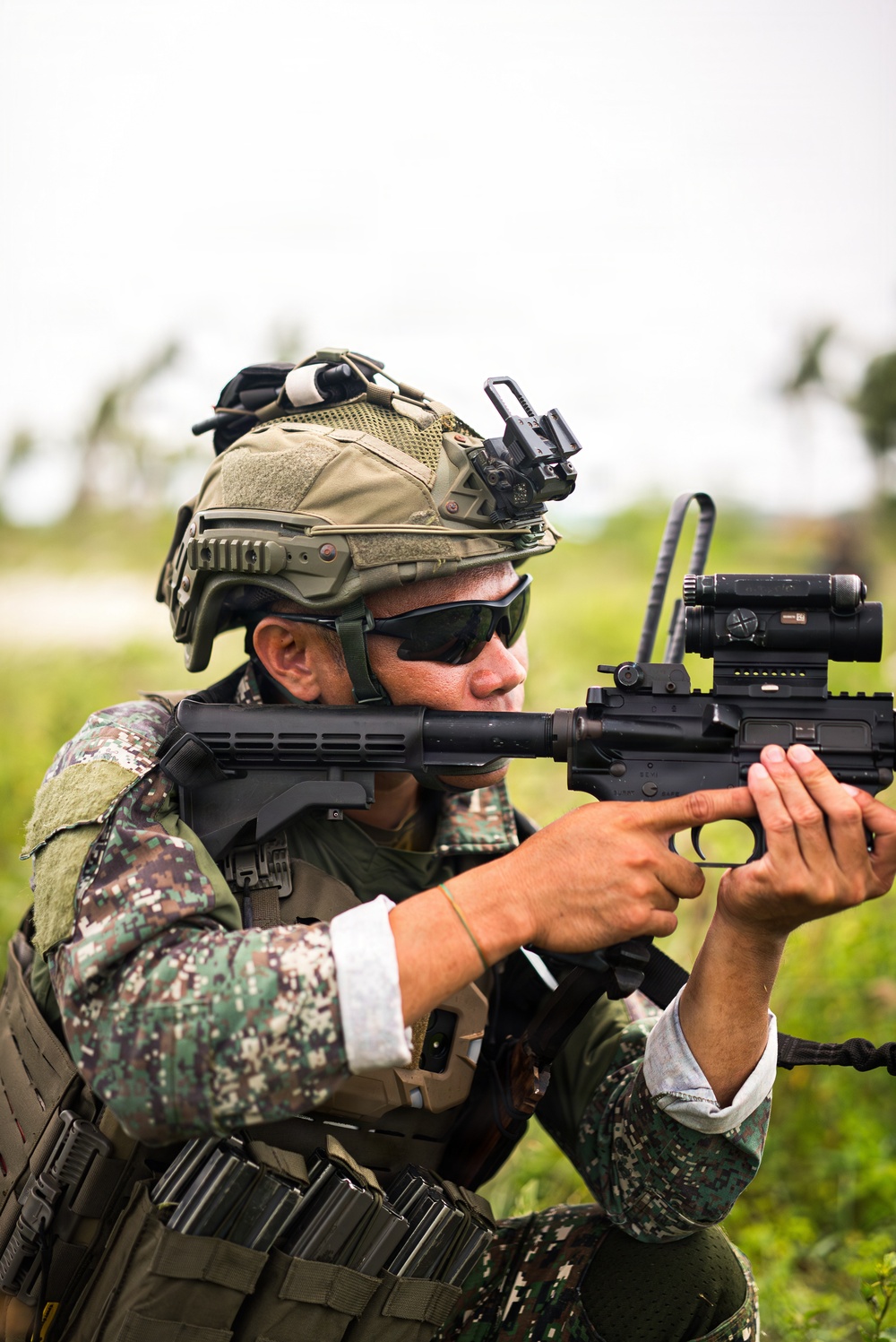 U.S., Philippine Marines conduct simulated NMESIS firing mission during KAMANDAG 10
