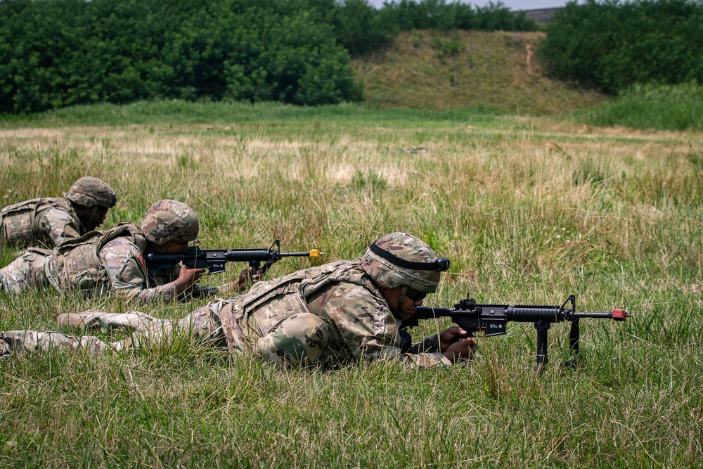 4-2 AB Conducts Field Training Exercise