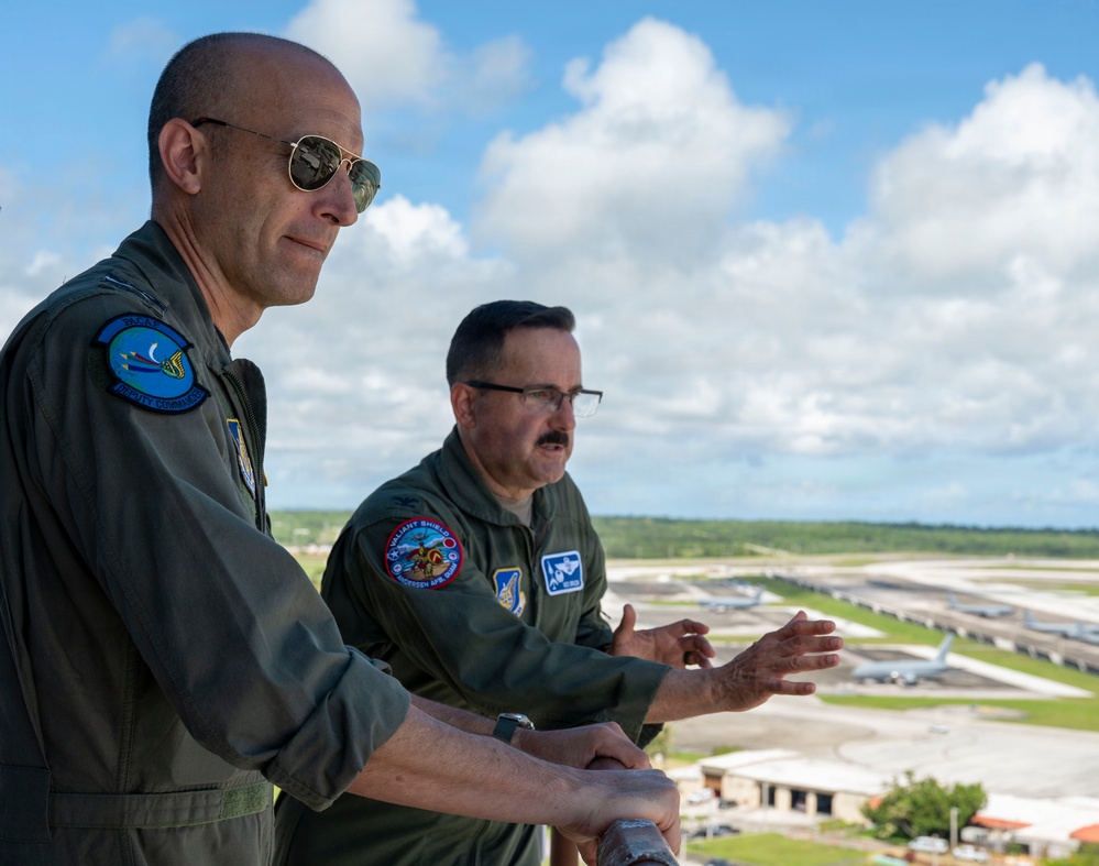 Air Vice Marshal Titheridge tours the Forward Edge