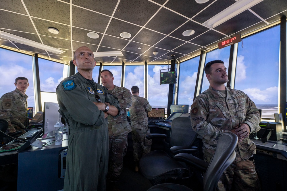 Air Vice Marshal Titheridge tours the Forward Edge