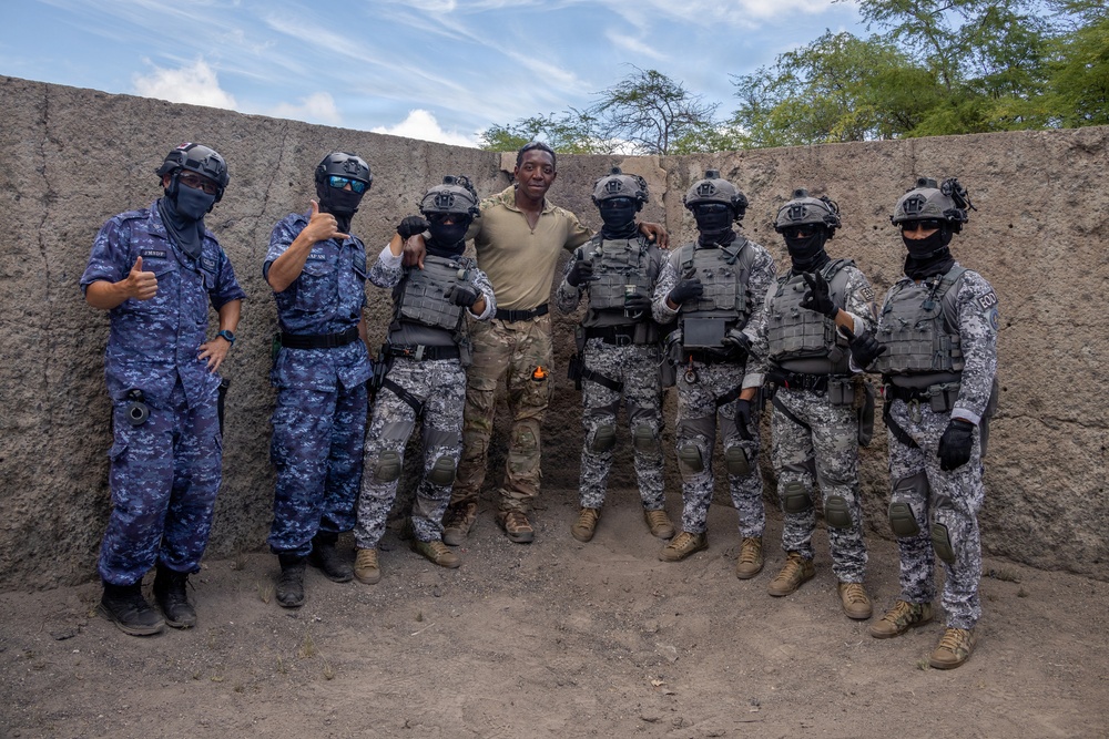 Multinational Explosive Ordinance Disposal technicians Train during RIMPAC 26