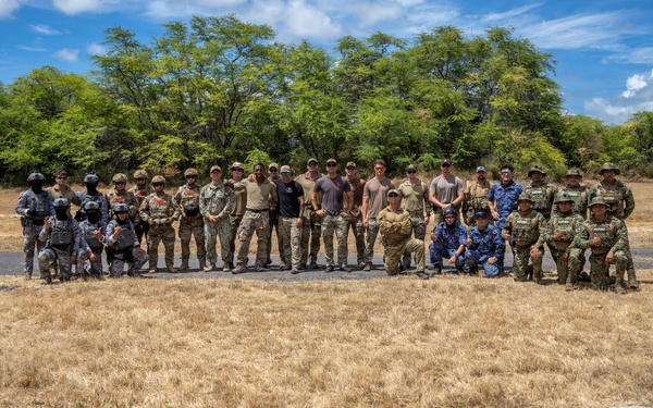 Multinational Explosive Ordinance Disposal Technicians Train During RIMPAC 26