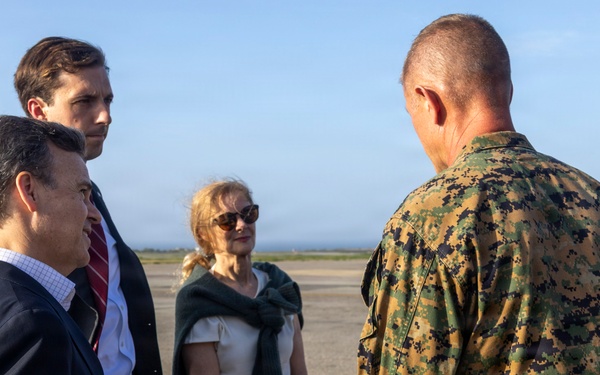 DoS visits Simon Bolivar International Airport