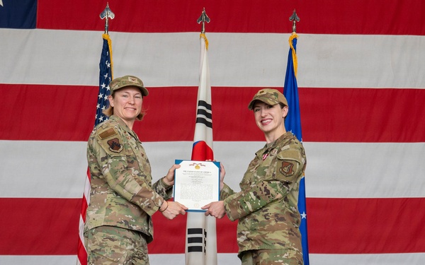 8 FSS welcomes new commander