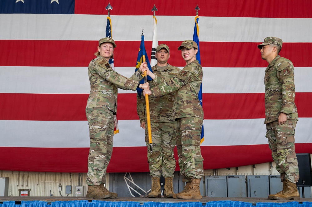 8 FSS welcomes new commander