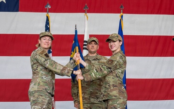 8 FSS welcomes new commander