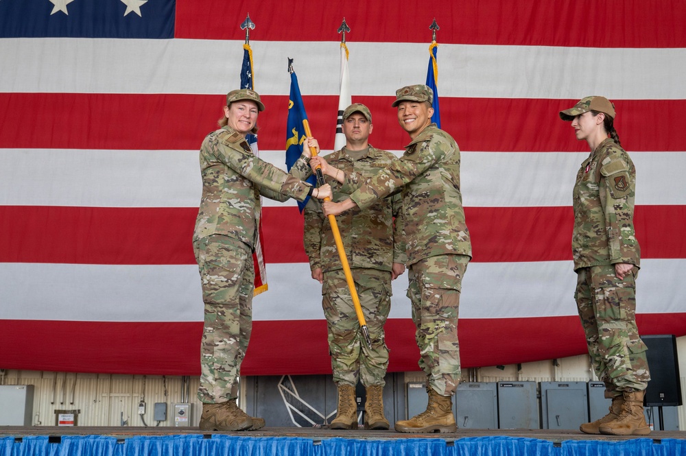 8 FSS welcomes new commander
