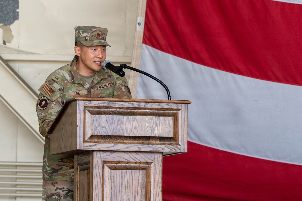 8 FSS welcomes new commander