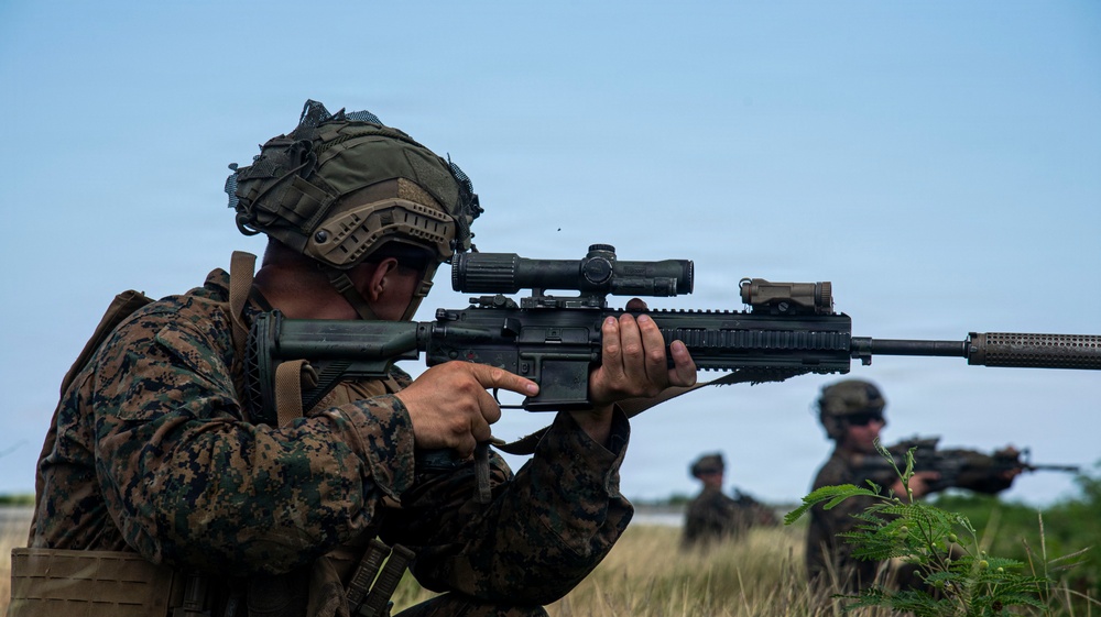 U.S., Philippine Marines train tactical combat casualty care during KAMANDAG 10