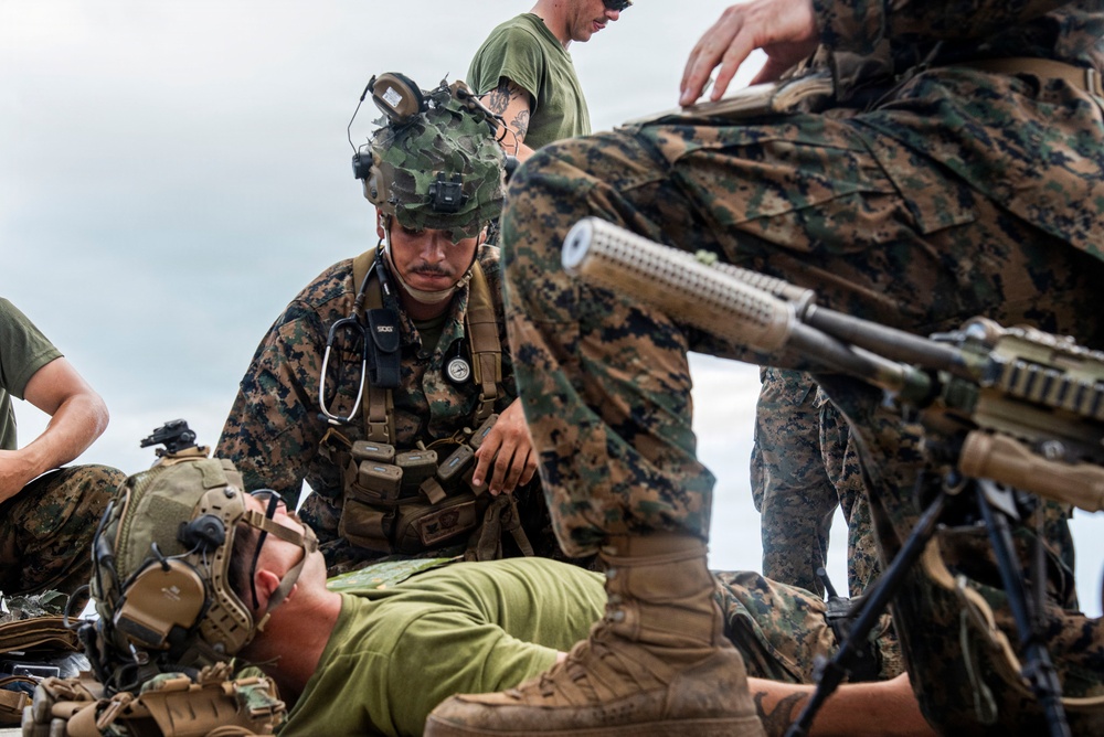 U.S., Philippine Marines train tactical combat casualty care during KAMANDAG 10