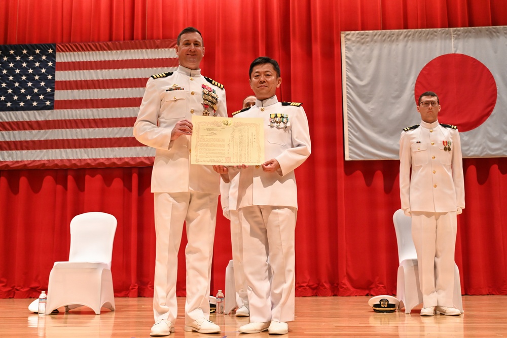 New leadership takes NAVFAC Far East helm, welcomes Capt. Beattie