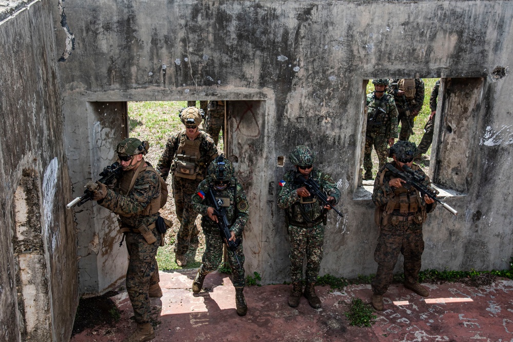 U.S. Marines participate in military operations in urban terrain training during KAMANDAG 10
