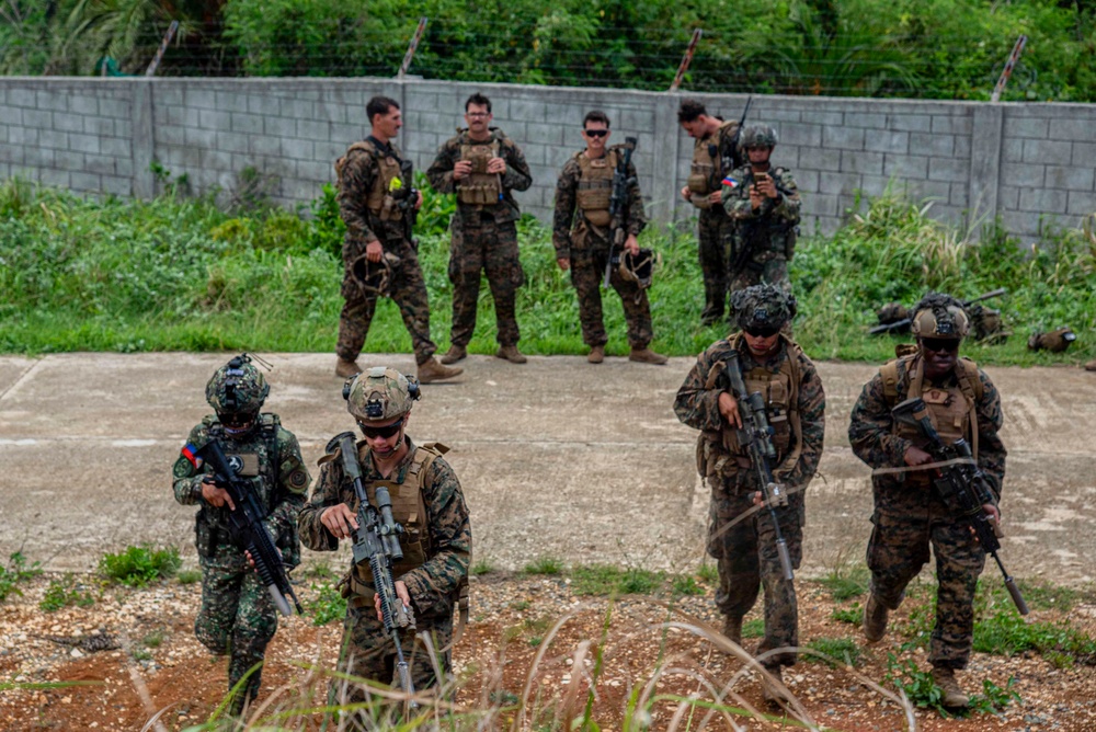 U.S. Marines participate in military operations in urban terrain training during KAMANDAG 10
