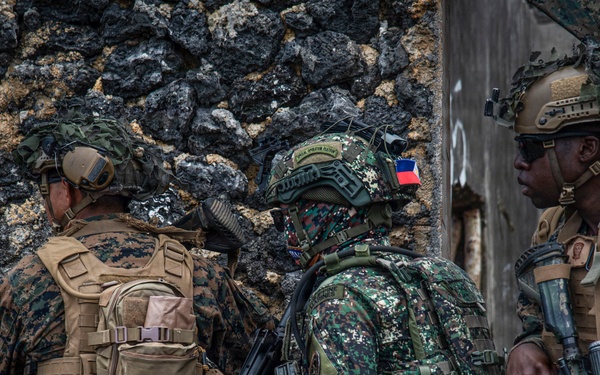 U.S. Marines participate in military operations in urban terrain training during KAMANDAG 10