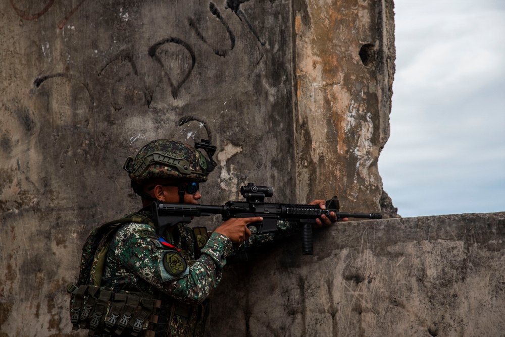 U.S. Marines participate in military operations in urban terrain training during KAMANDAG 10