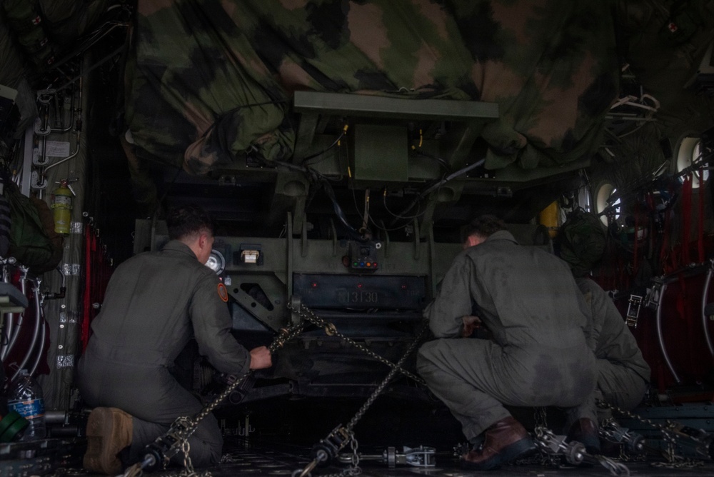 U.S. Marines extract NMESIS from the Batanes Islands during KAMANDAG 10