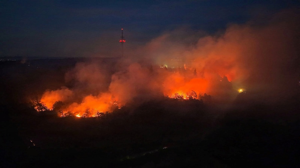 USAG Rheinland-Pfalz firefighters battle wildland blaze near Baumholder