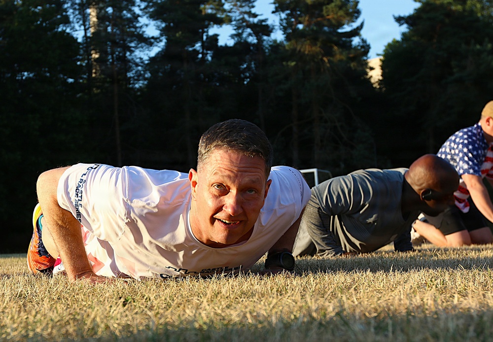 68th Theater Medical Command Soldiers do APEX PT