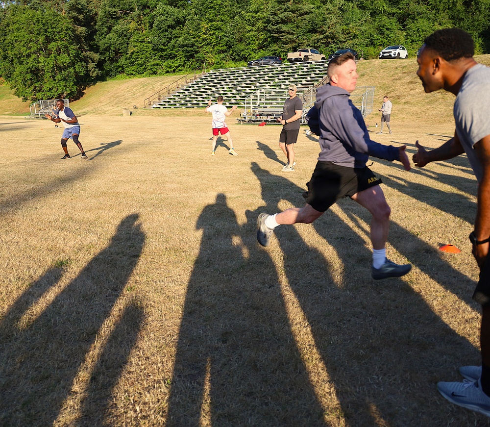 68th Theater Medical Command Soldiers do APEX PT