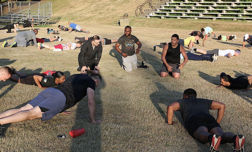 68th Theater Medical Command Soldiers do APEX PT