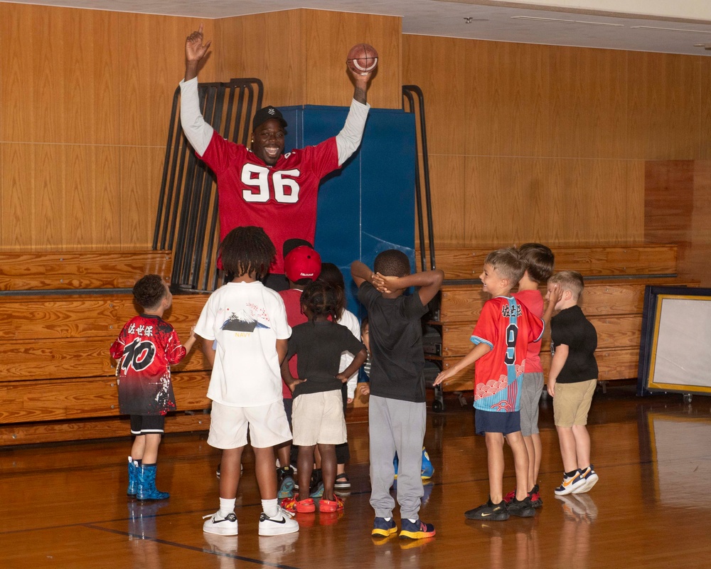 Atlanta Falcons NFL Players Visit CFAS