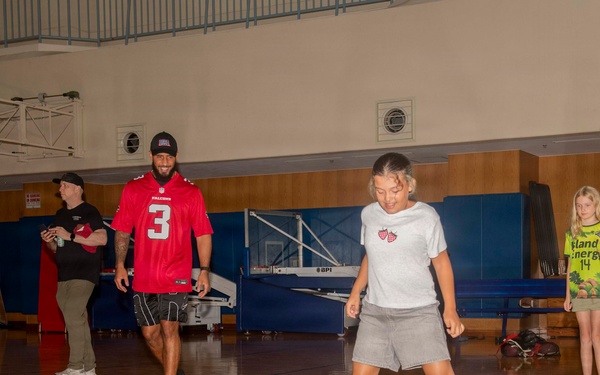 Atlanta Falcons NFL Players Visit CFAS