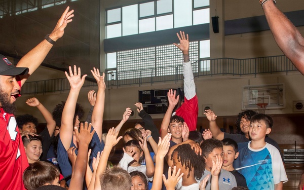 Atlanta Falcons NFL Players Visit CFAS