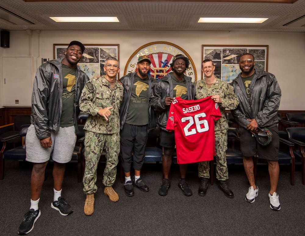 Atlanta Falcons NFL Players Visit CFAS