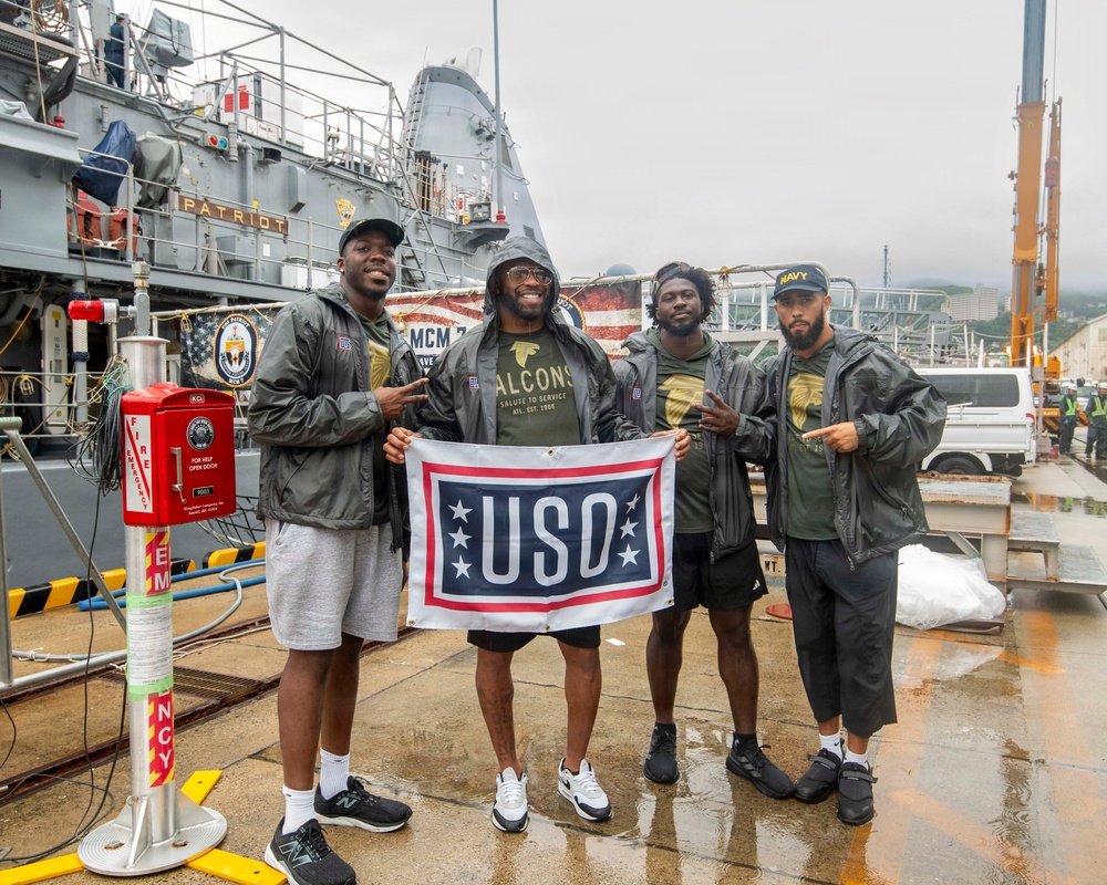 NFL Atlanta Falcons  Players Visit CFAS